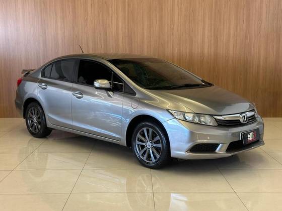 HONDA CIVIC 1.8 LXL 16V FLEX 4P MANUAL